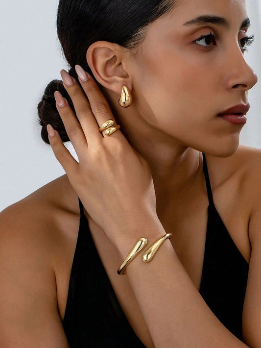 Aura Gold Bracelet