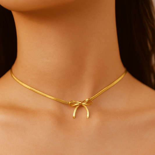 Gold bow chain