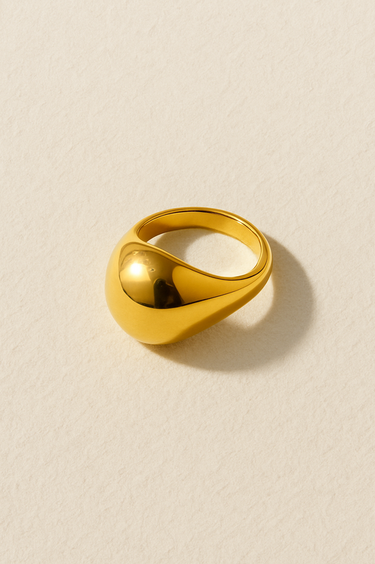 Statement balloon Ring