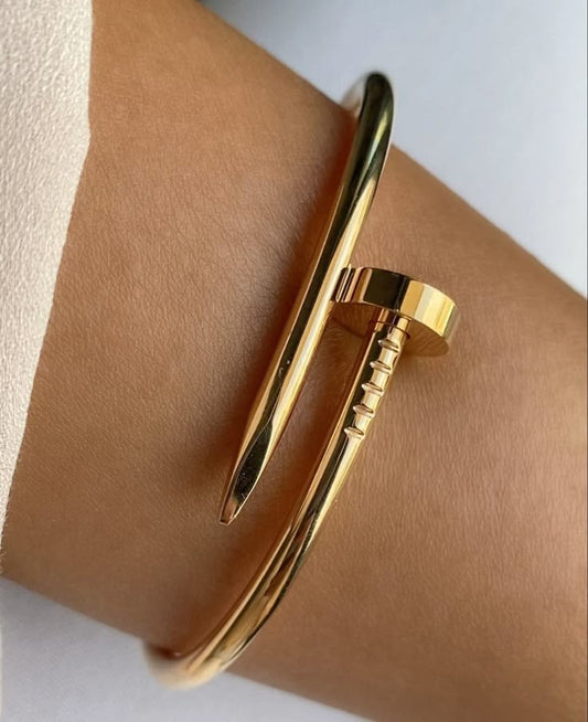 Rivet Bangle without studs